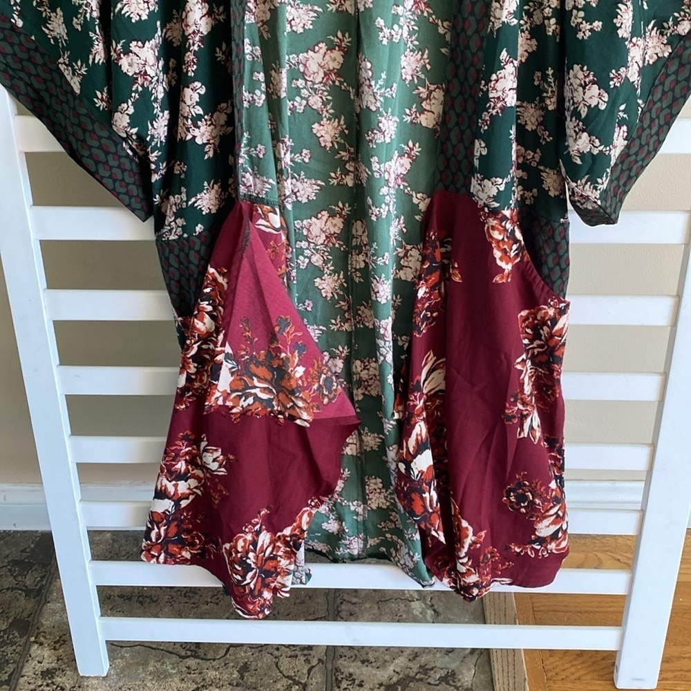 Steve Madden In Full Bloom Floral Draped Kimono Military Green One Size - Picture 10 of 10